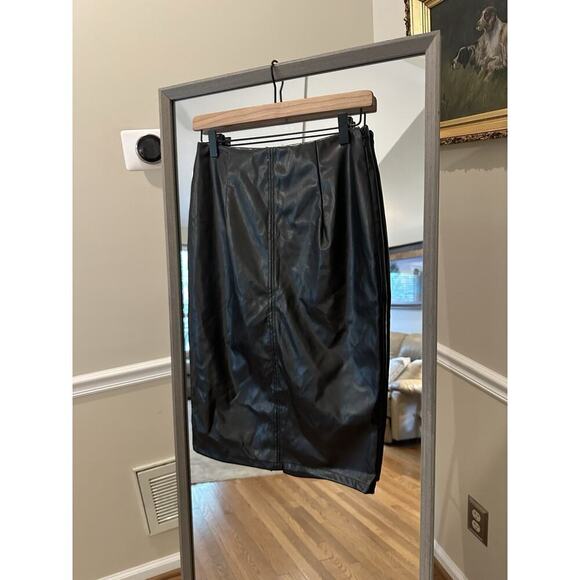 RAMISU Women's Medium Black Faux Leather High Waist Split Front Pencil Skirt NWT - Picture 2 of 6